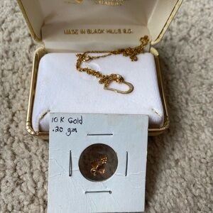 Gold Heart Pendant and pendant set